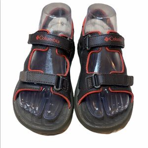 Columbia boys sandals size 4